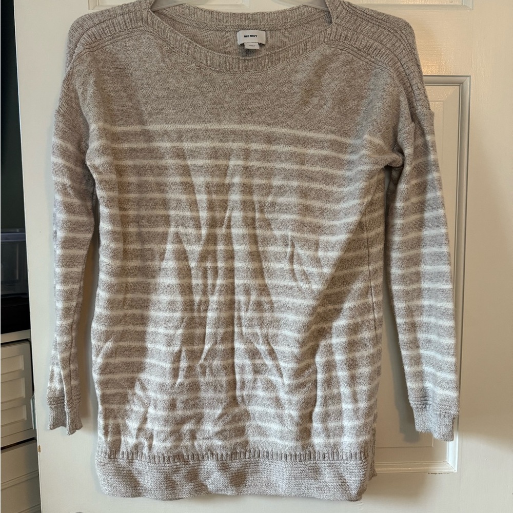 Old Navy Cream Striped Women's Sweater